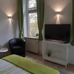Zimmervermietung Russ Privatunterkunft *