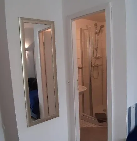 Zimmervermietung Russ * Equord