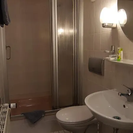 Zimmervermietung Russ Equord