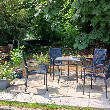 Zimmervermietung Russ * Equord