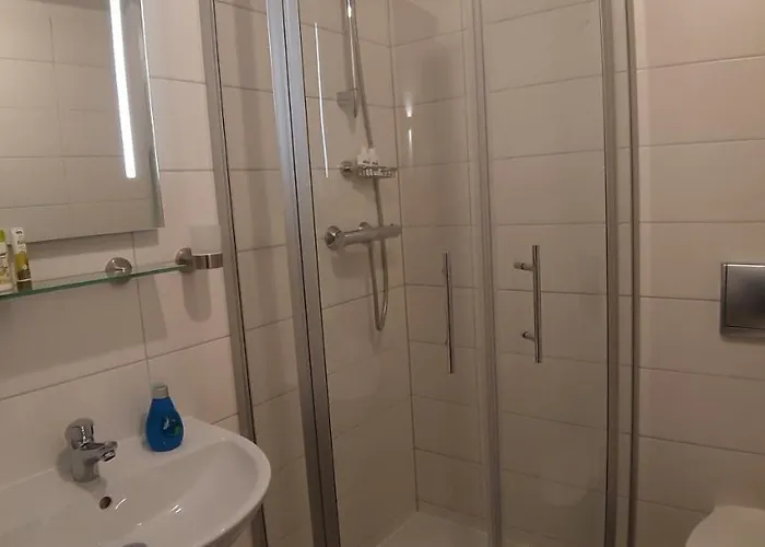 Zimmervermietung Russ Δωμάτια σε οικογενειακή κατοικία *