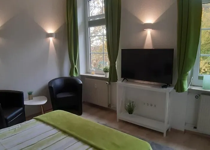 Zimmervermietung Russ Δωμάτια σε οικογενειακή κατοικία *