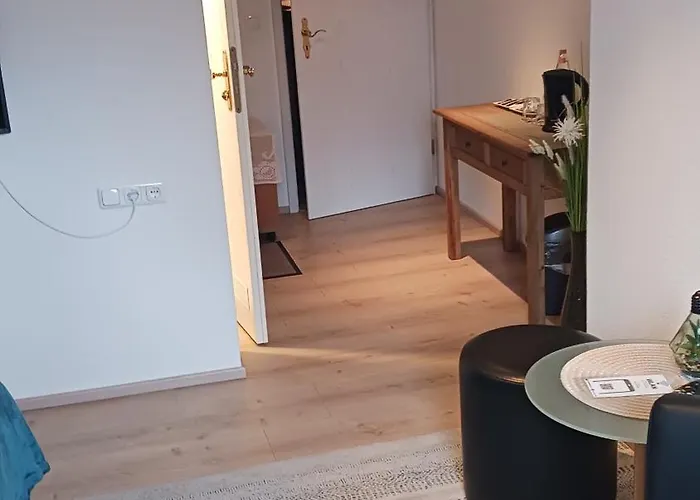 Δωμάτια σε οικογενειακή κατοικία Zimmervermietung Russ *